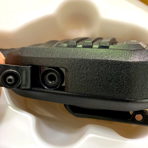 Hytera Remote Speaker Microphone EUC Tactical Emergency - Picture 11 of 12